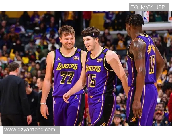 湖人对决国王的精彩战役回顾与赛后分析在10月10号的NBA盛宴中